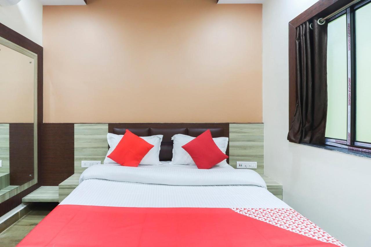 Capital O Hotel 7Th Heaven Jamshedpur Exterior foto