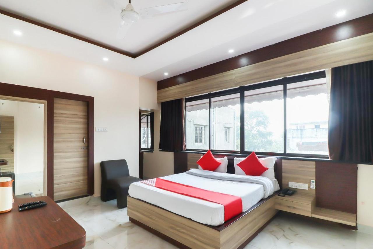 Capital O Hotel 7Th Heaven Jamshedpur Exterior foto